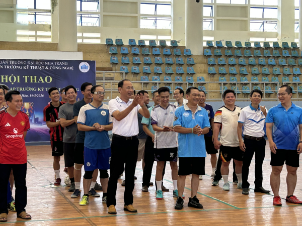 HỘI THAO CHÀO MỪNG THÀNH LẬP TRƯỜNG KỸ THUẬT VÀ CÔNG NGHỆ: TINH THẦN ĐOÀN KẾT VÀ SỨC MẠNH CỦA ĐỘI NGŨ VIÊN CHỨC