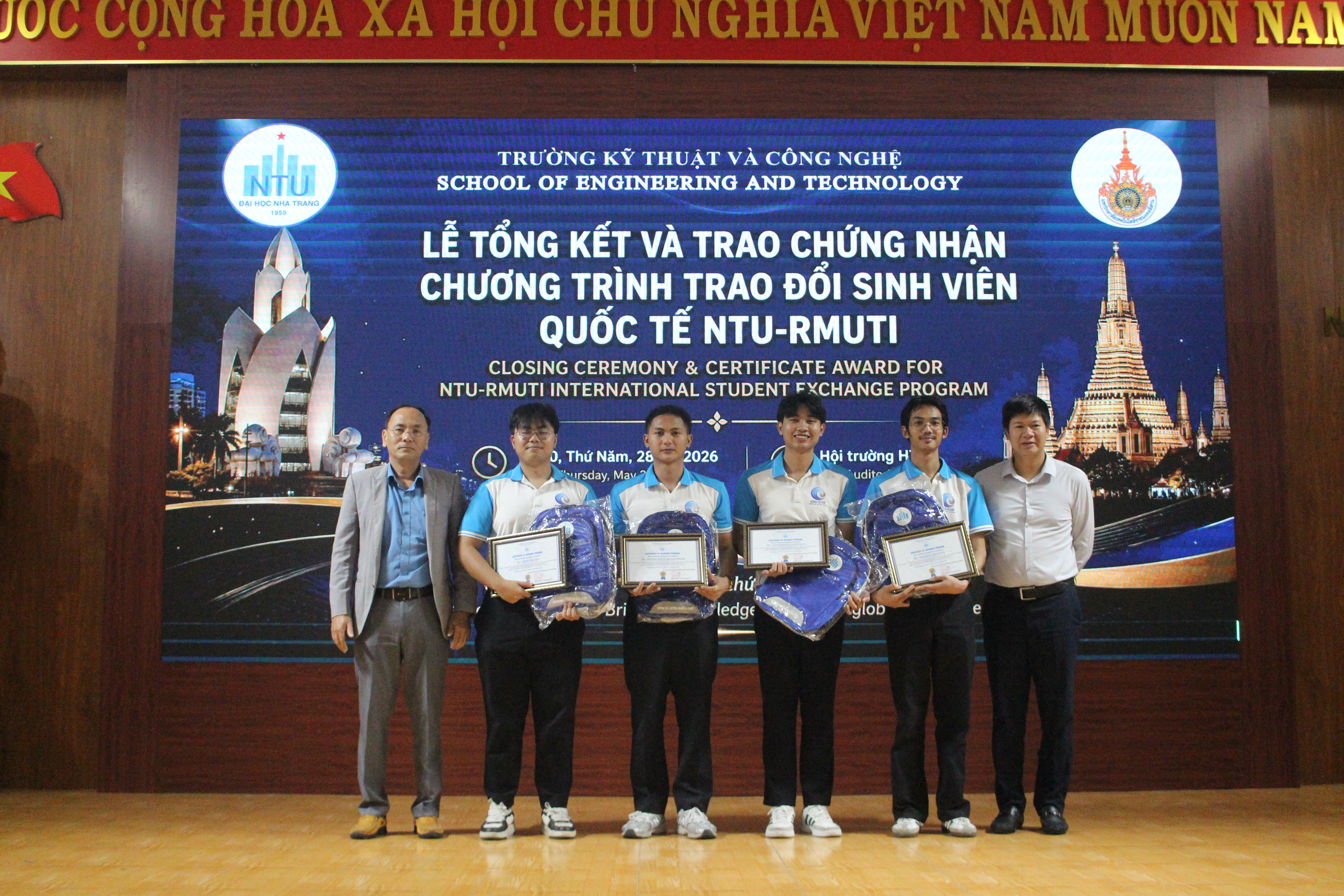 Lễ Tổng Kết Và Trao Chứng Nhận Chương Trình Trao Đổi Sinh Viên Quốc Tế NTU – RMUTI