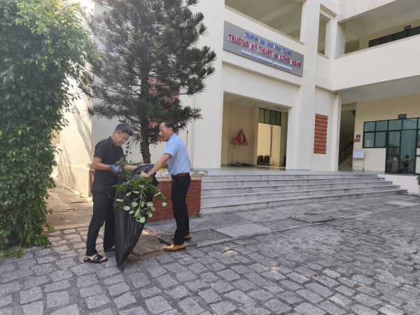 Cán bộ, viên chức Trường Kỹ thuật và Công nghệ ra quân tổng vệ sinh hưởng ứng Ngày Môi trường Thế giới 2026