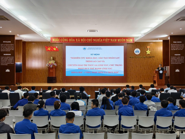 Hội thảo “Ứng dụng AI phục vụ học tập và nghiên cứu khoa học” thành công tốt đẹp