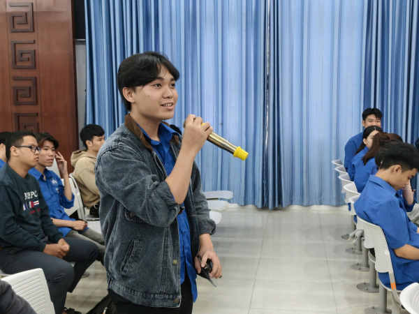Hội thảo “Ứng dụng AI phục vụ học tập và nghiên cứu khoa học” thành công tốt đẹp