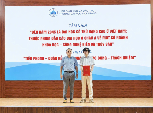 Hội thảo “Ứng dụng AI phục vụ học tập và nghiên cứu khoa học” thành công tốt đẹp