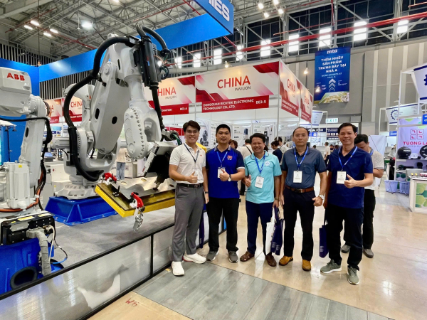 Trường Kỹ thuật và Công nghệ kết nối doanh nghiệp và cập nhật công nghệ mới ngành Cơ khí Thủy sản