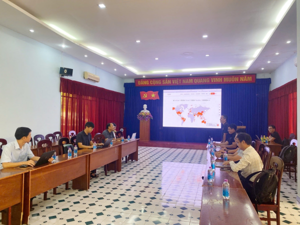 TRƯỜNG KỸ THUẬT VÀ CÔNG NGHỆ - SỞ KH&CN KHÁNH HÒA – CÔNG TY CỔ PHẦN OTANICS TRAO ĐỔI XÂY DỰNG ĐỀ ÁN SỐ HÓA HOẠT ĐỘNG TRẠI NUÔI TÔM GIỐNG