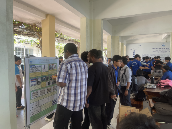 Trường Kỹ thuật và Công nghệ tổ chức Chương trình Chào đón sinh viên quốc tế và Ngày hội sinh viên nghiên cứu khoa học 2026