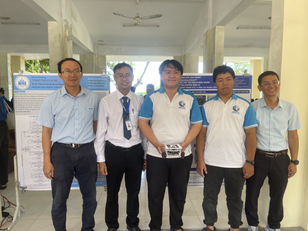 Trường Kỹ thuật và Công nghệ tổ chức Chương trình Chào đón sinh viên quốc tế và Ngày hội sinh viên nghiên cứu khoa học 2026